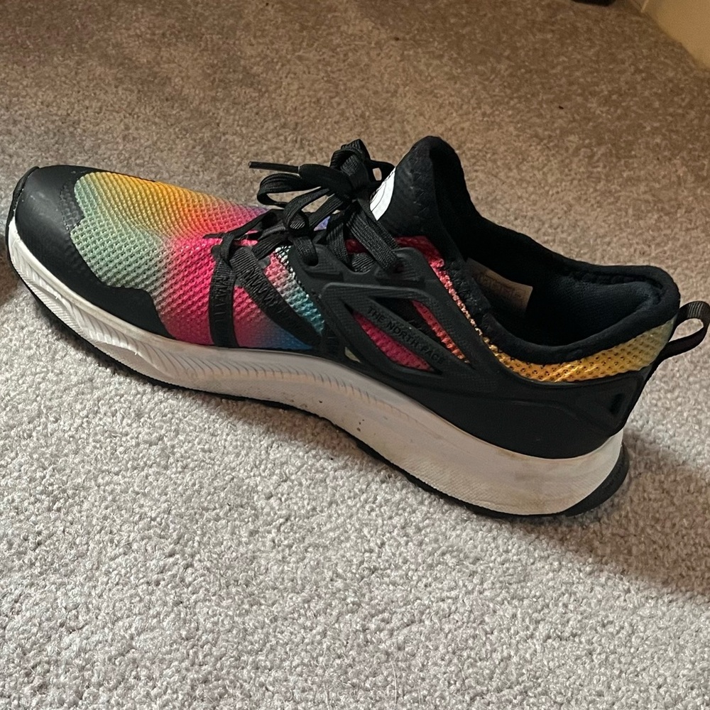 North Face Sneakers - Picture 3 of 5